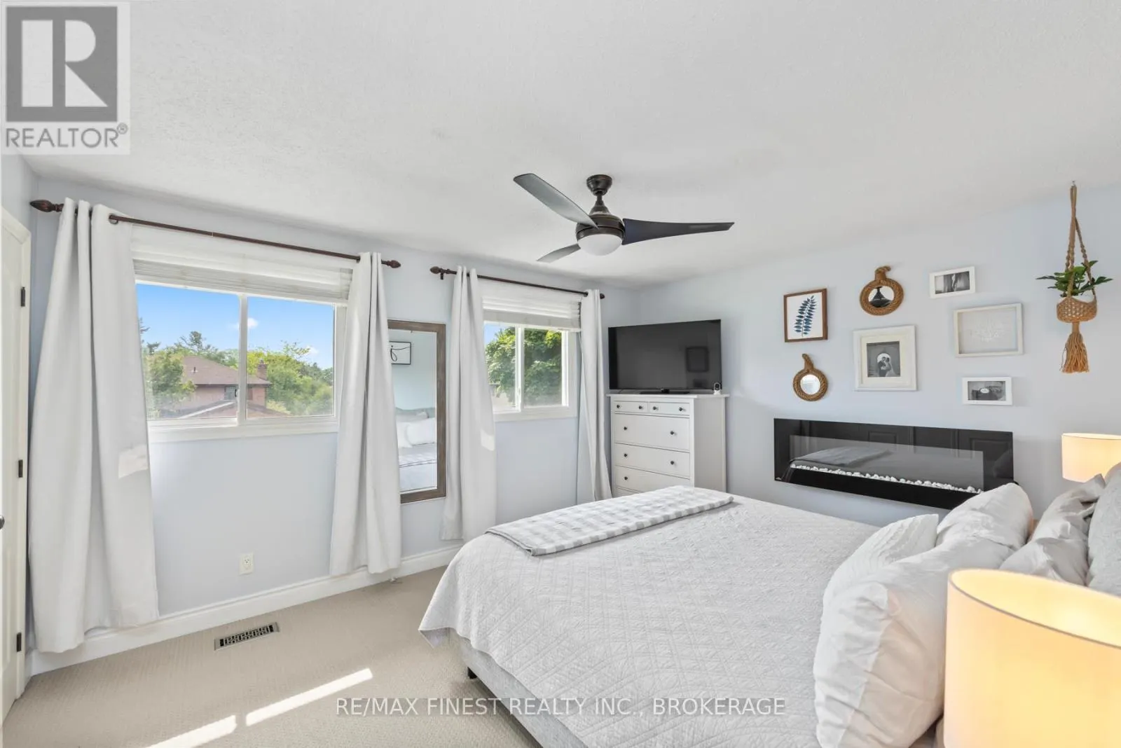 1059 PEMBRIDGE CRESCENT