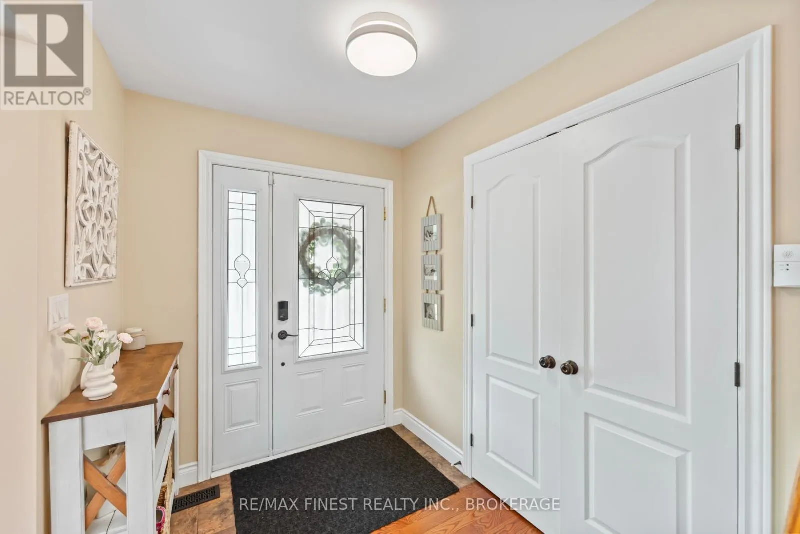 1059 PEMBRIDGE CRESCENT