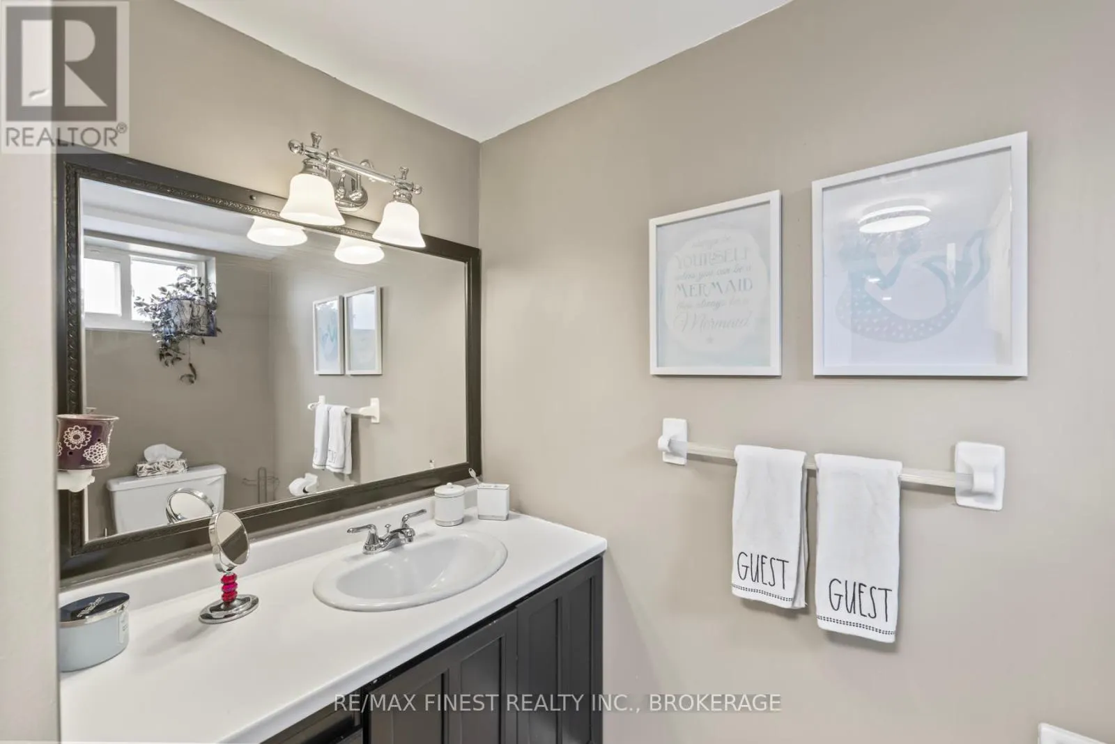1059 PEMBRIDGE CRESCENT