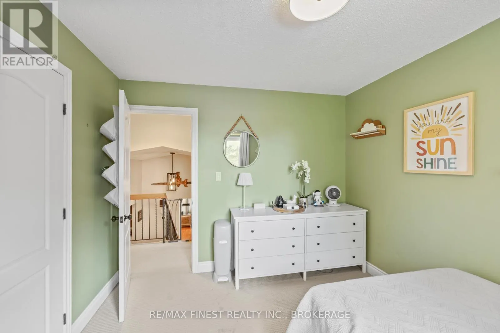 1059 PEMBRIDGE CRESCENT