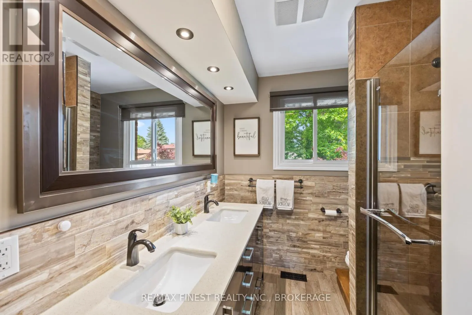 1059 PEMBRIDGE CRESCENT