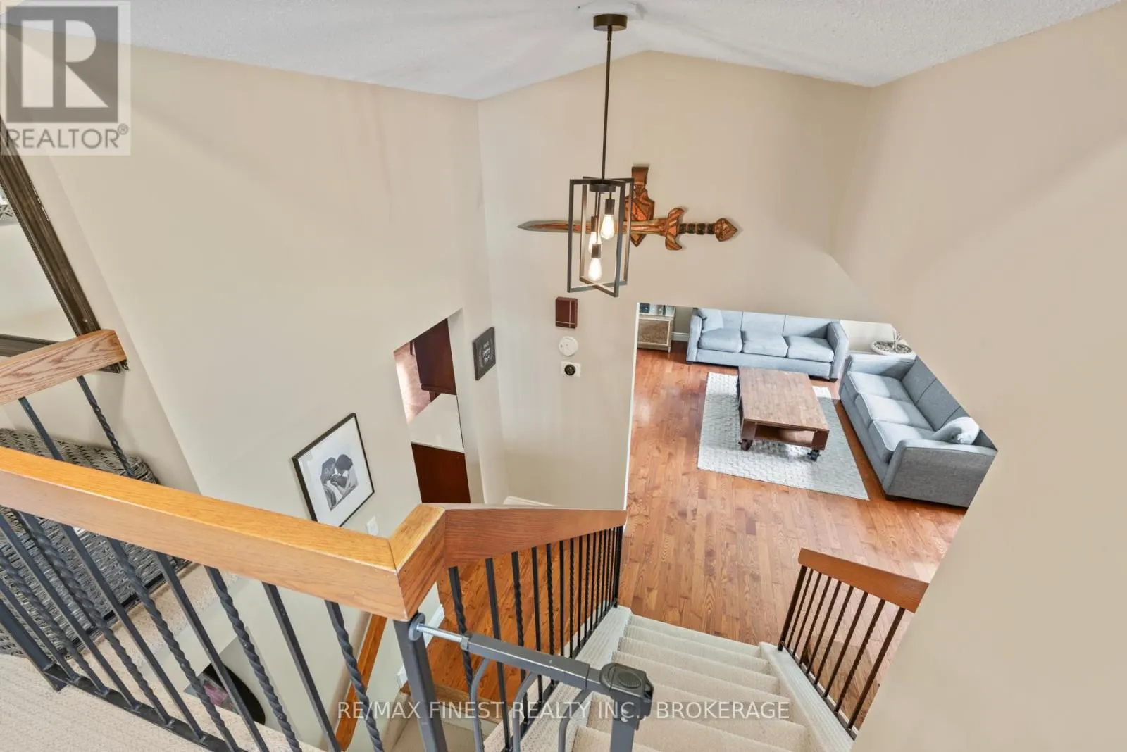 1059 PEMBRIDGE CRESCENT