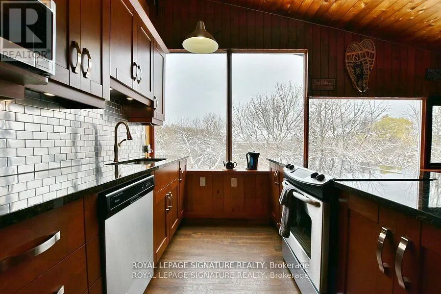 163 TYROLEAN LANE