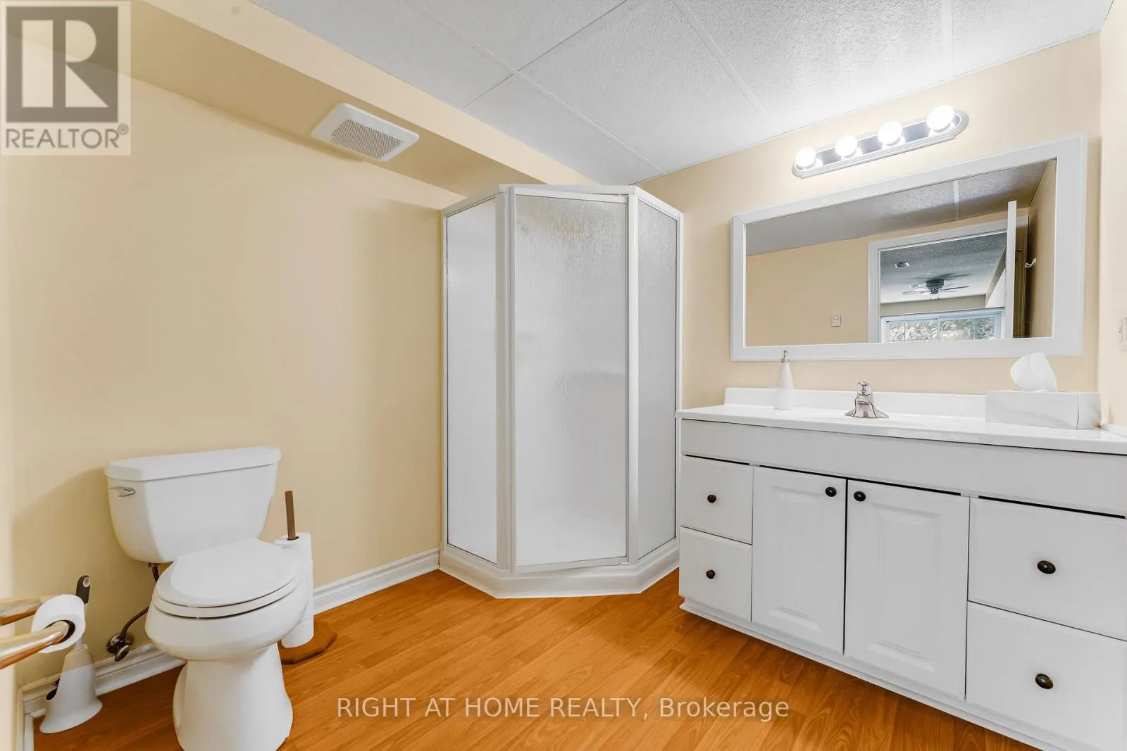 3 - 1448 NIAGARA STONE ROAD