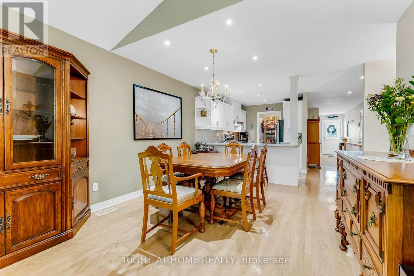 3 - 1448 NIAGARA STONE ROAD