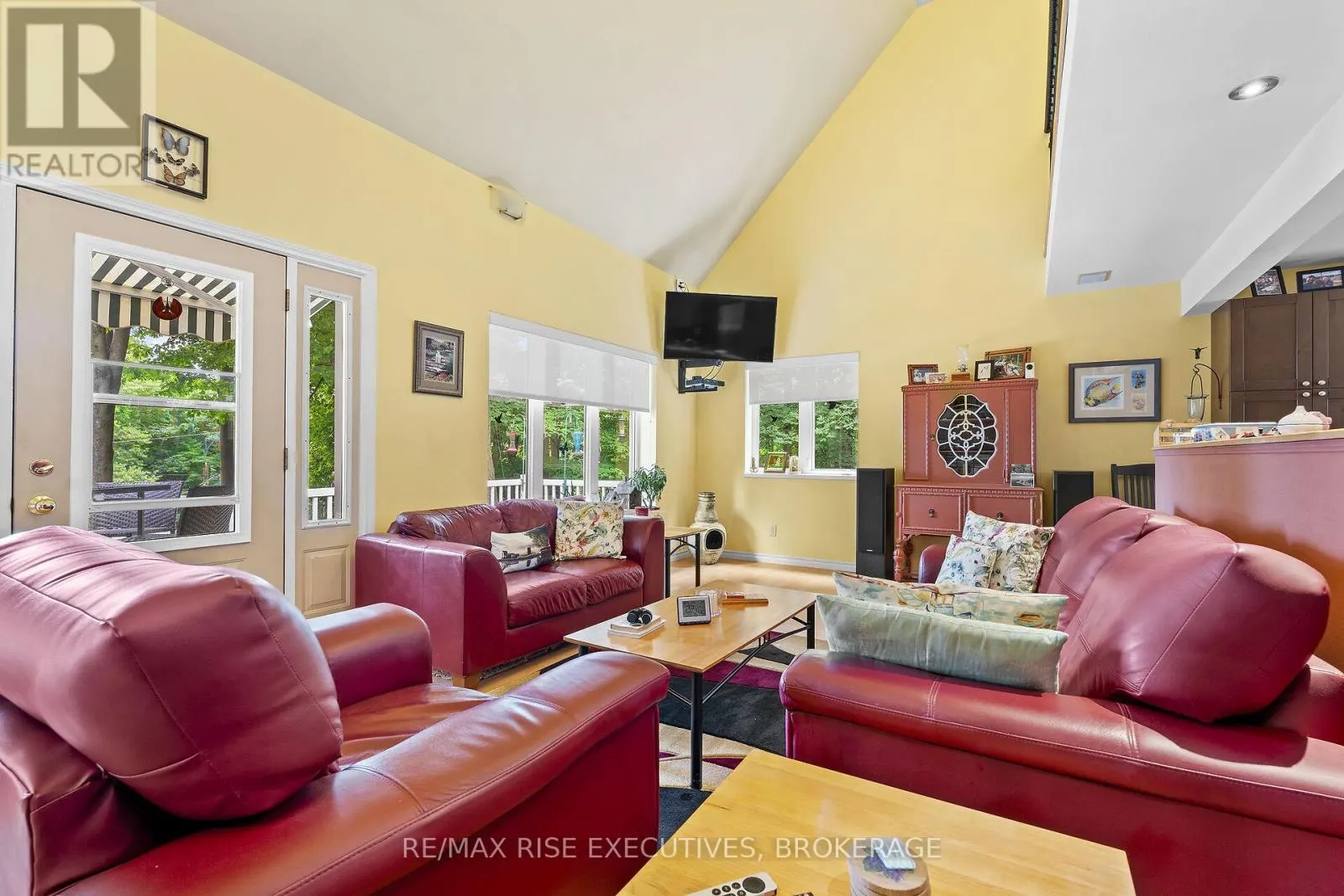 196 OLD RIVER ROAD