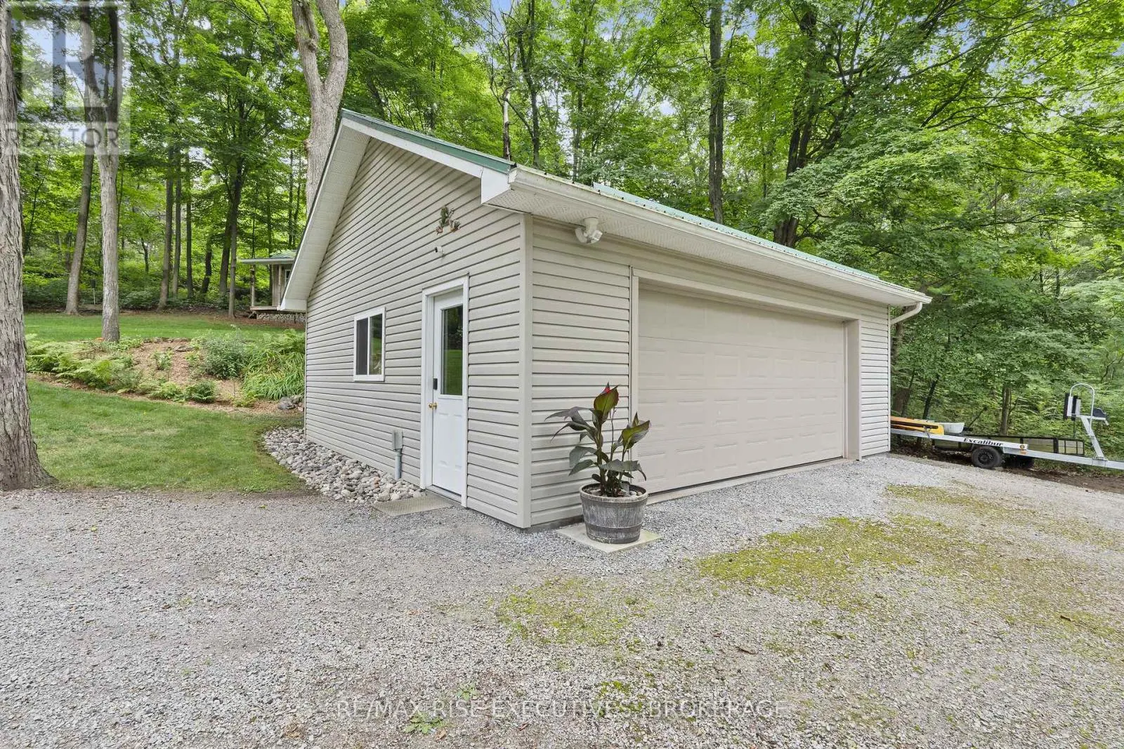 196 OLD RIVER ROAD