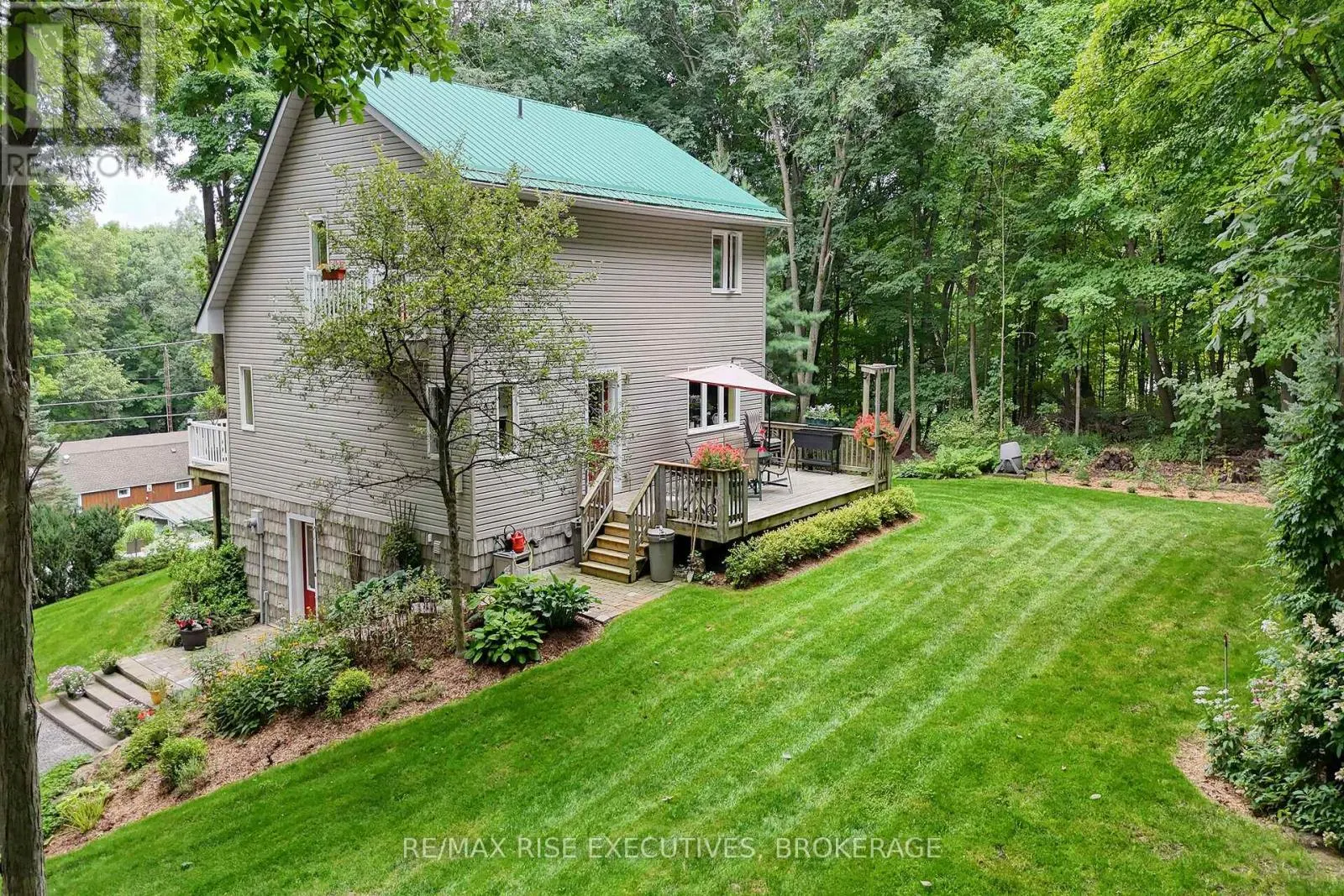 196 OLD RIVER ROAD