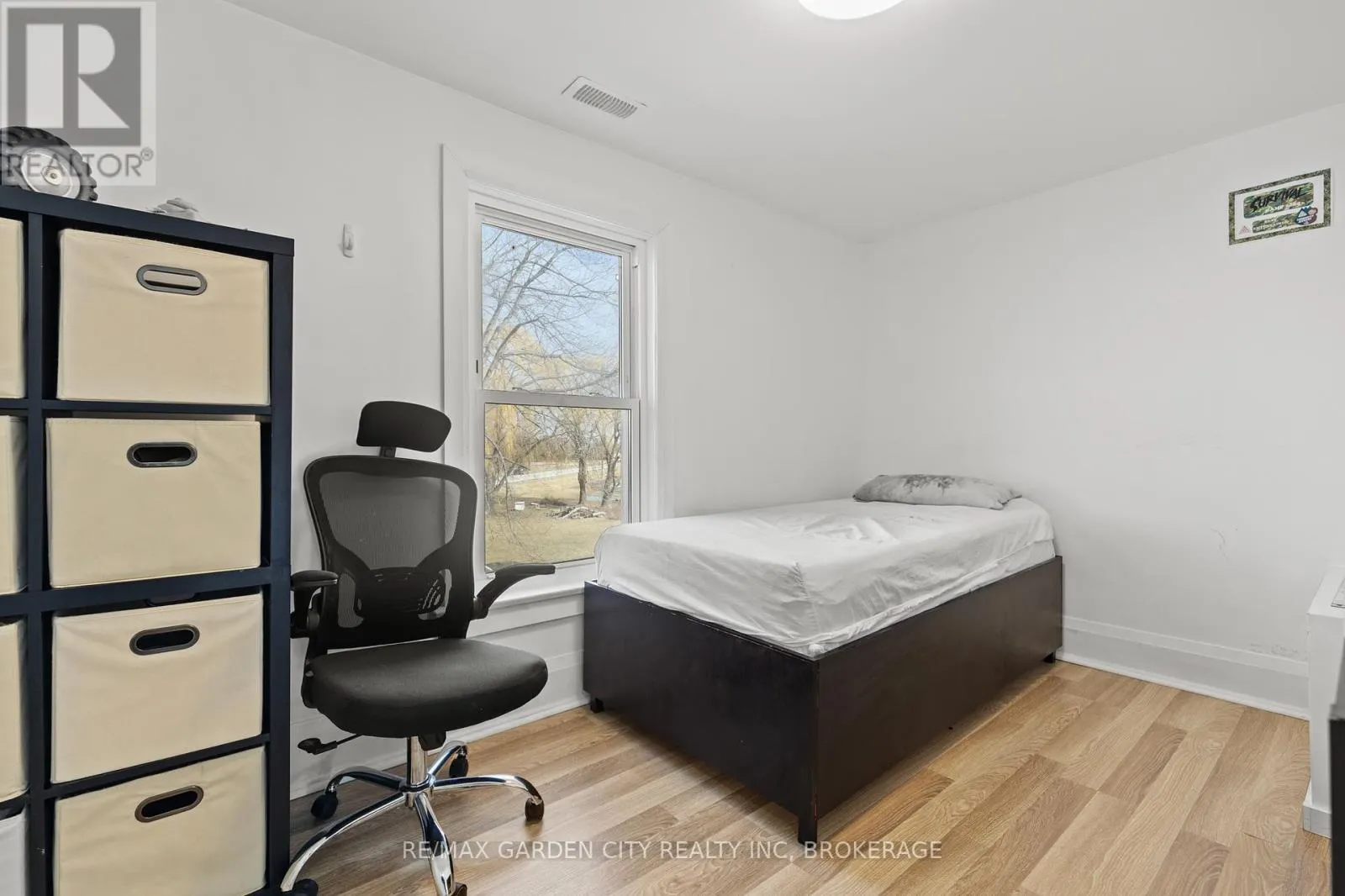 997 NIAGARA STONE ROAD