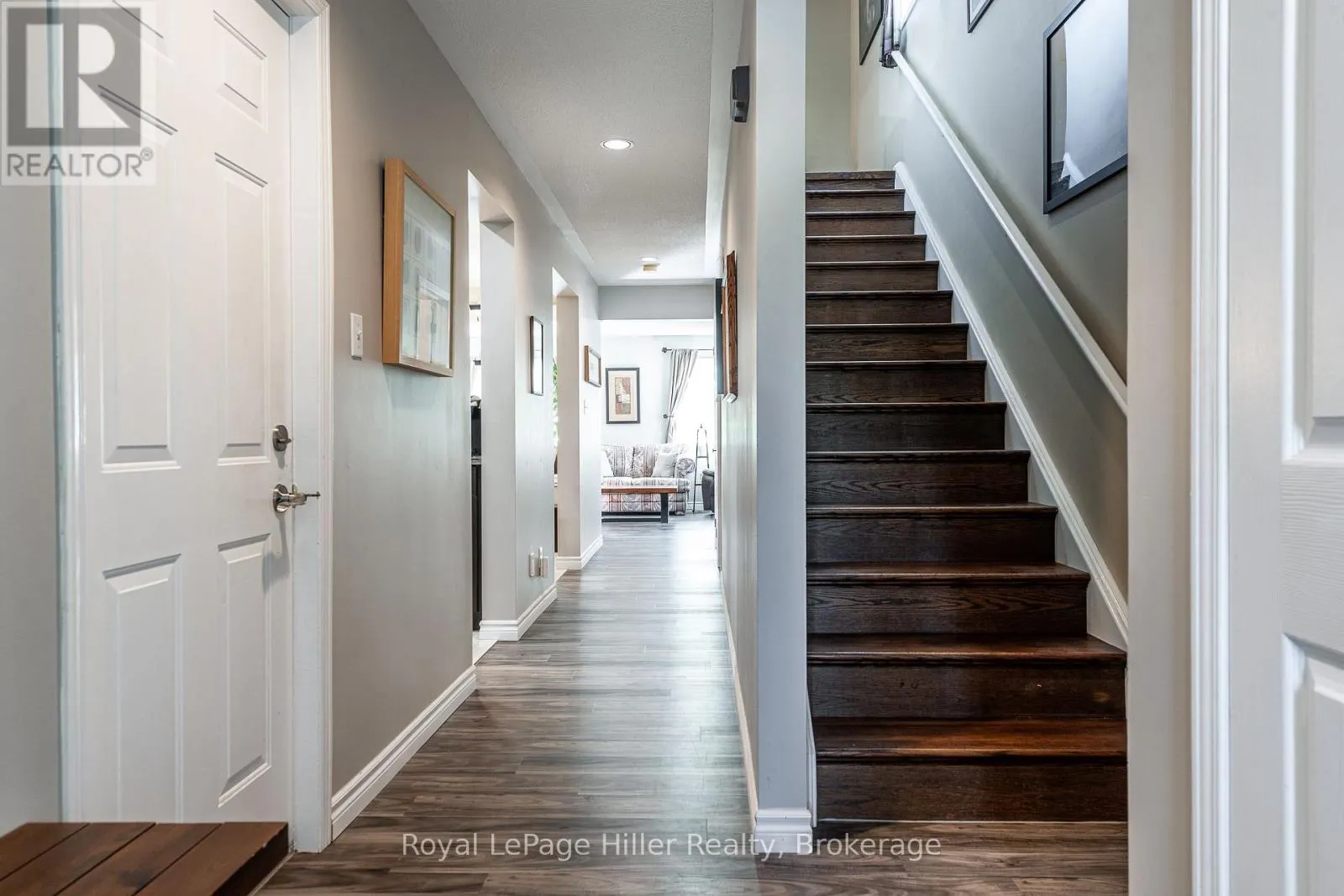 421 GREENWOOD DRIVE