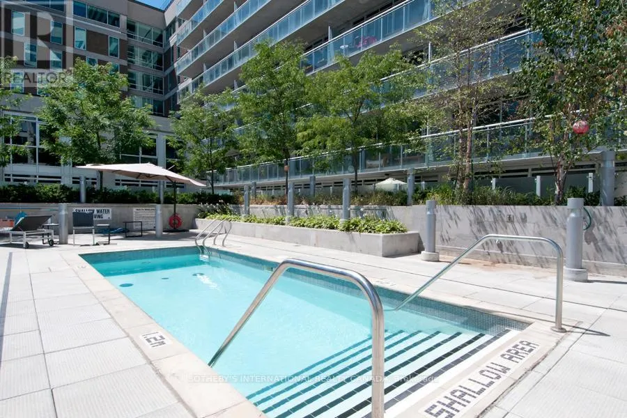 1308 - 324 LAURIER AVENUE W