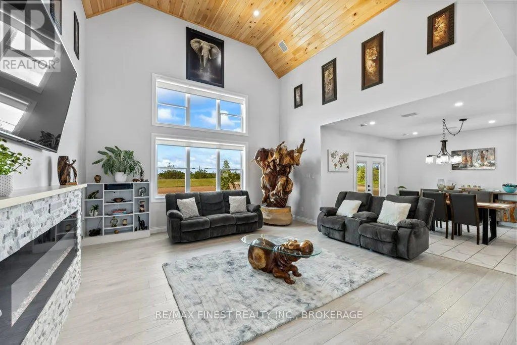952 COUNTY ROAD 6