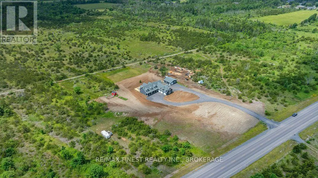 952 COUNTY ROAD 6
