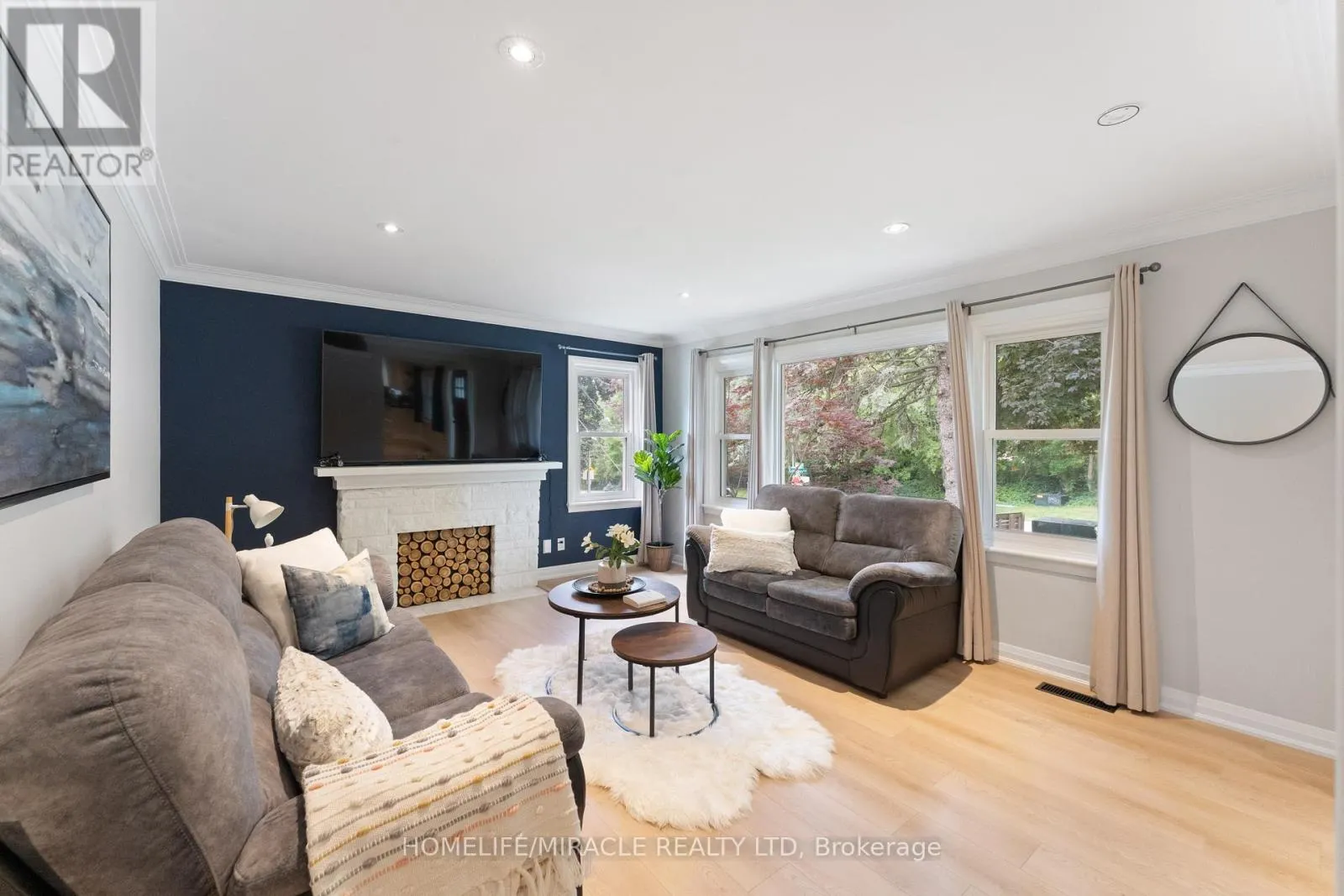 136 MOHAWK ROAD