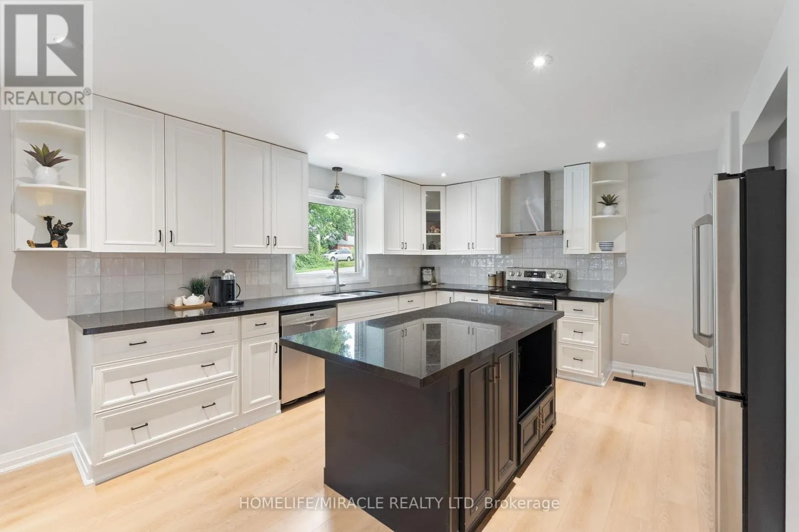 136 MOHAWK ROAD
