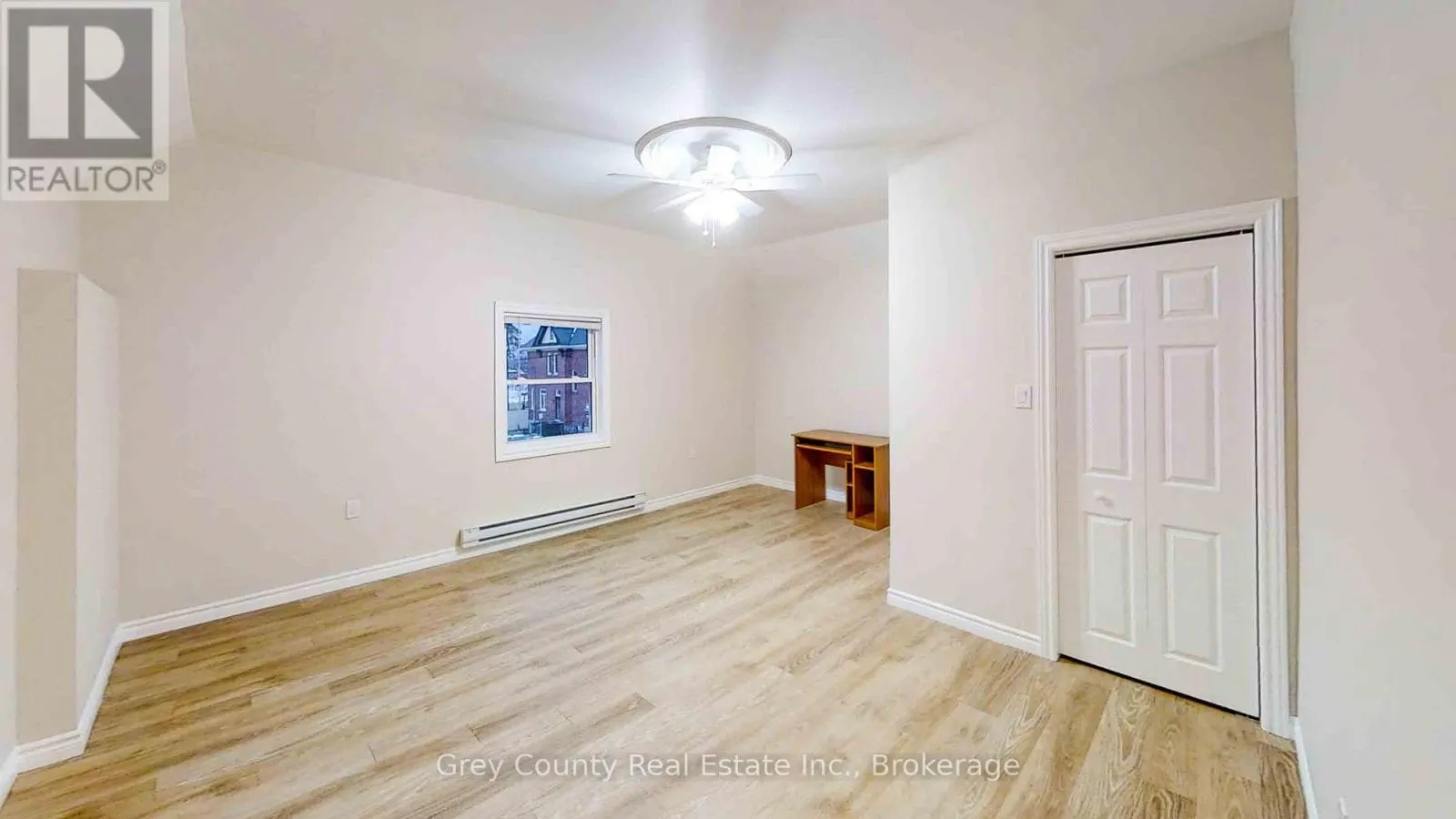 39 MAIN STREET E