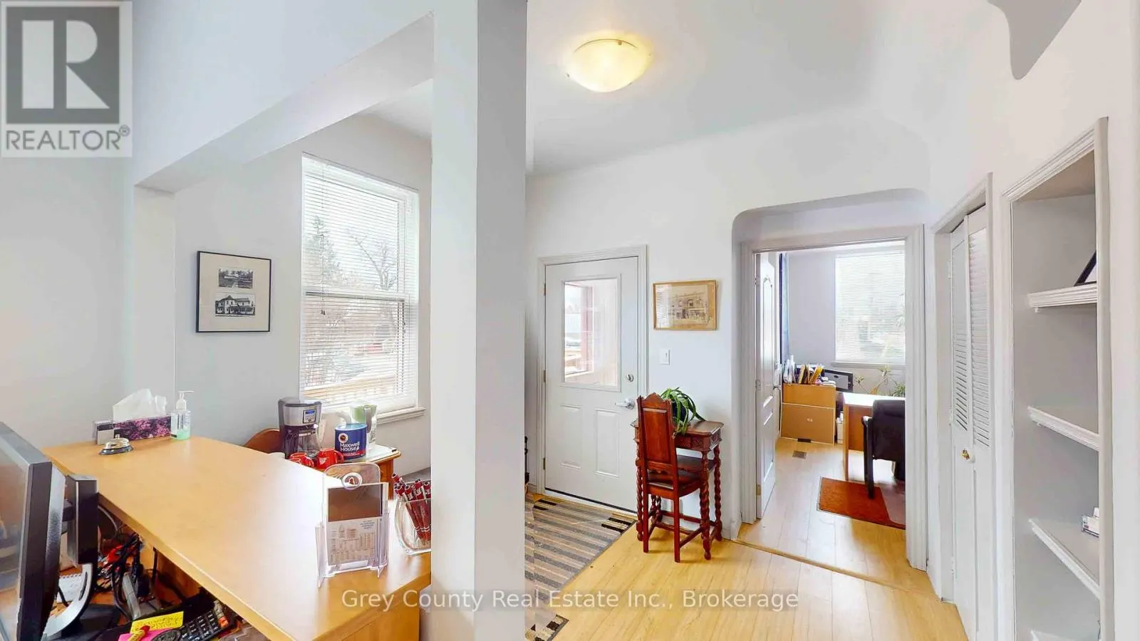 39 MAIN STREET E