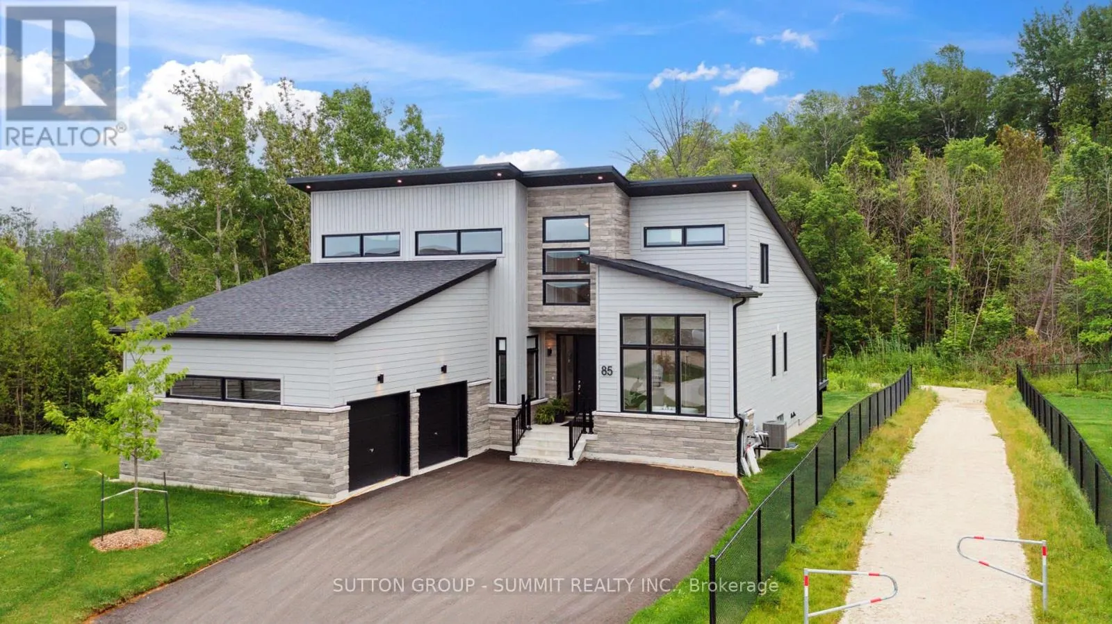 85 GOLDIE COURT