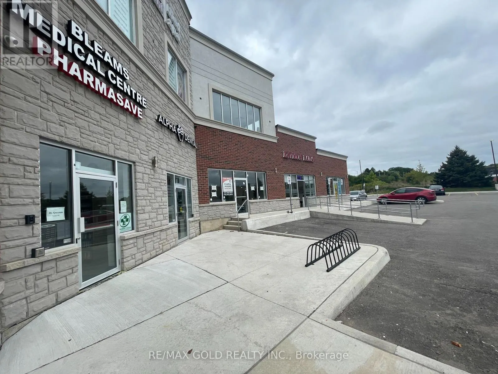 9 - 1241 STRASBURG ROAD