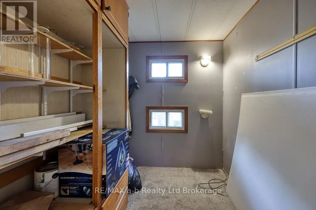 14 - 595487 59 HIGHWAY N, #14