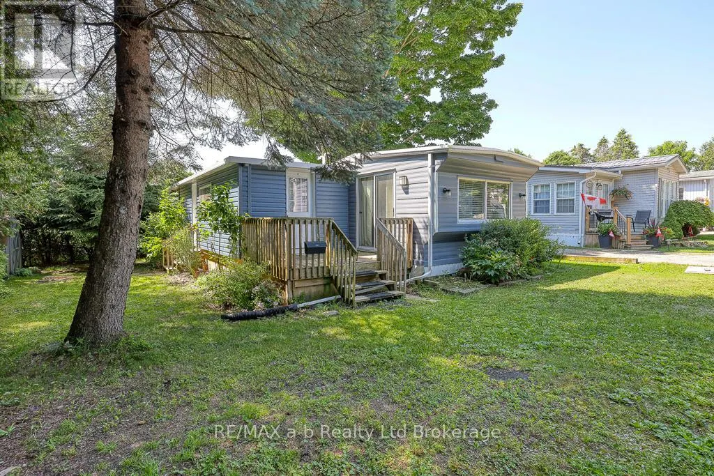 14 - 595487 59 HIGHWAY N, #14