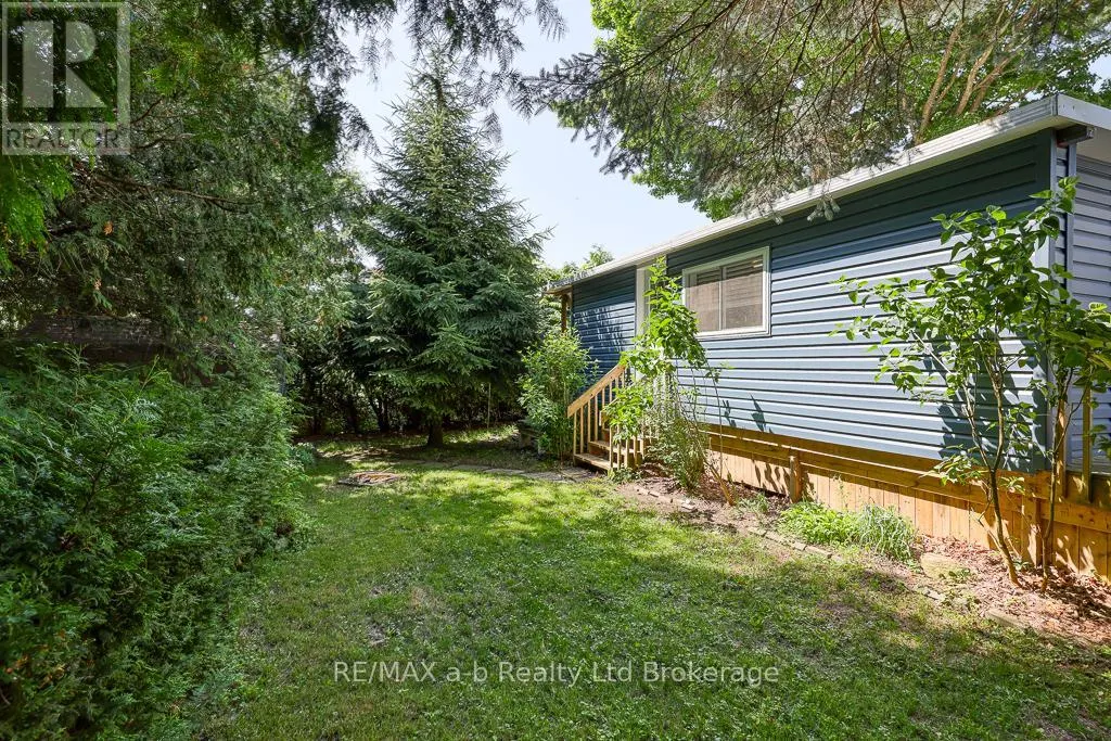 14 - 595487 59 HIGHWAY N, #14