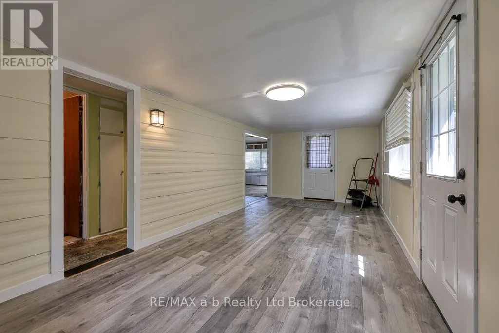 14 - 595487 59 HIGHWAY N, #14