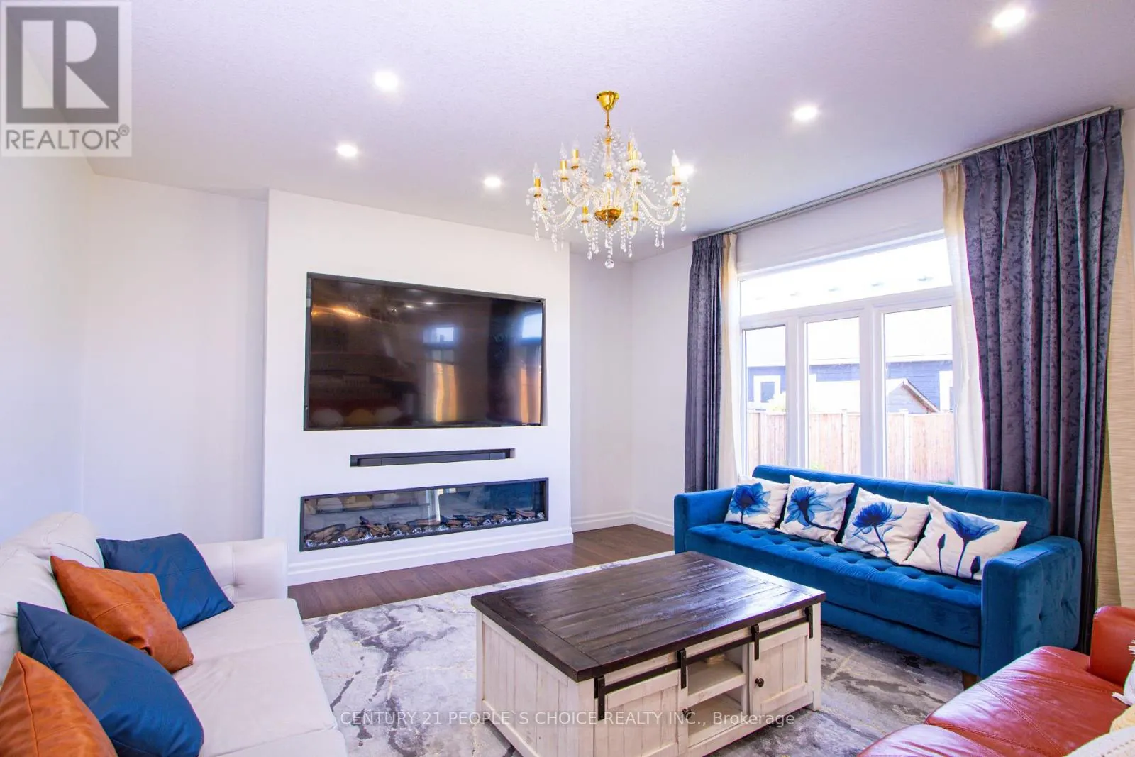 222 BOARDWALK WAY