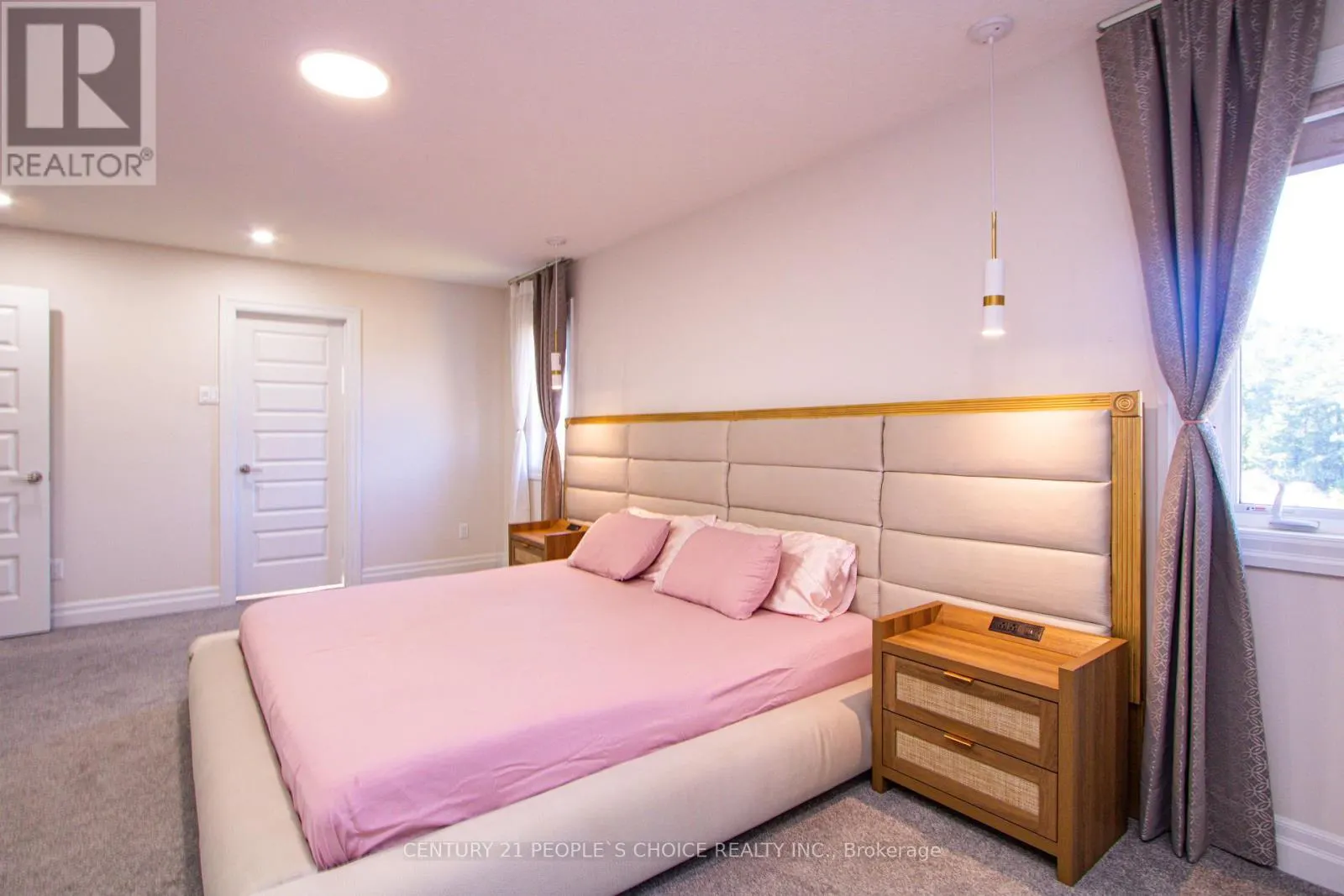 222 BOARDWALK WAY