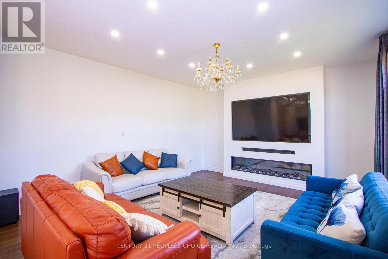 222 BOARDWALK WAY
