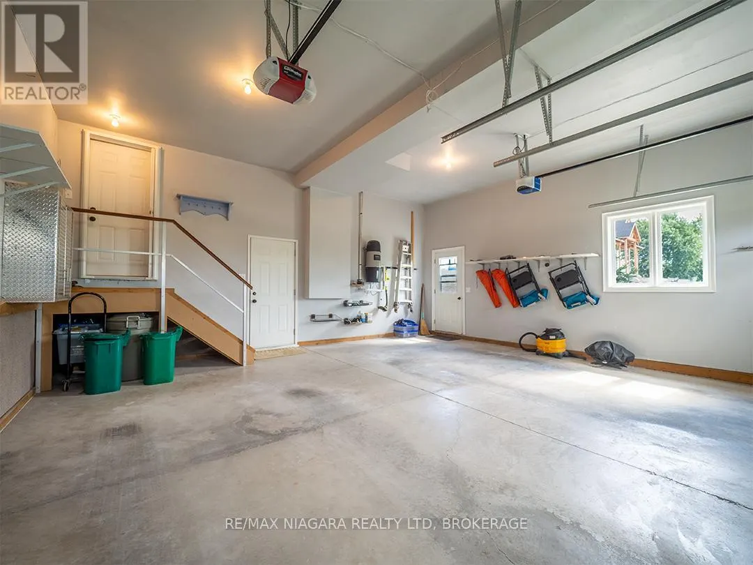 20219 YOUNGS ROAD S