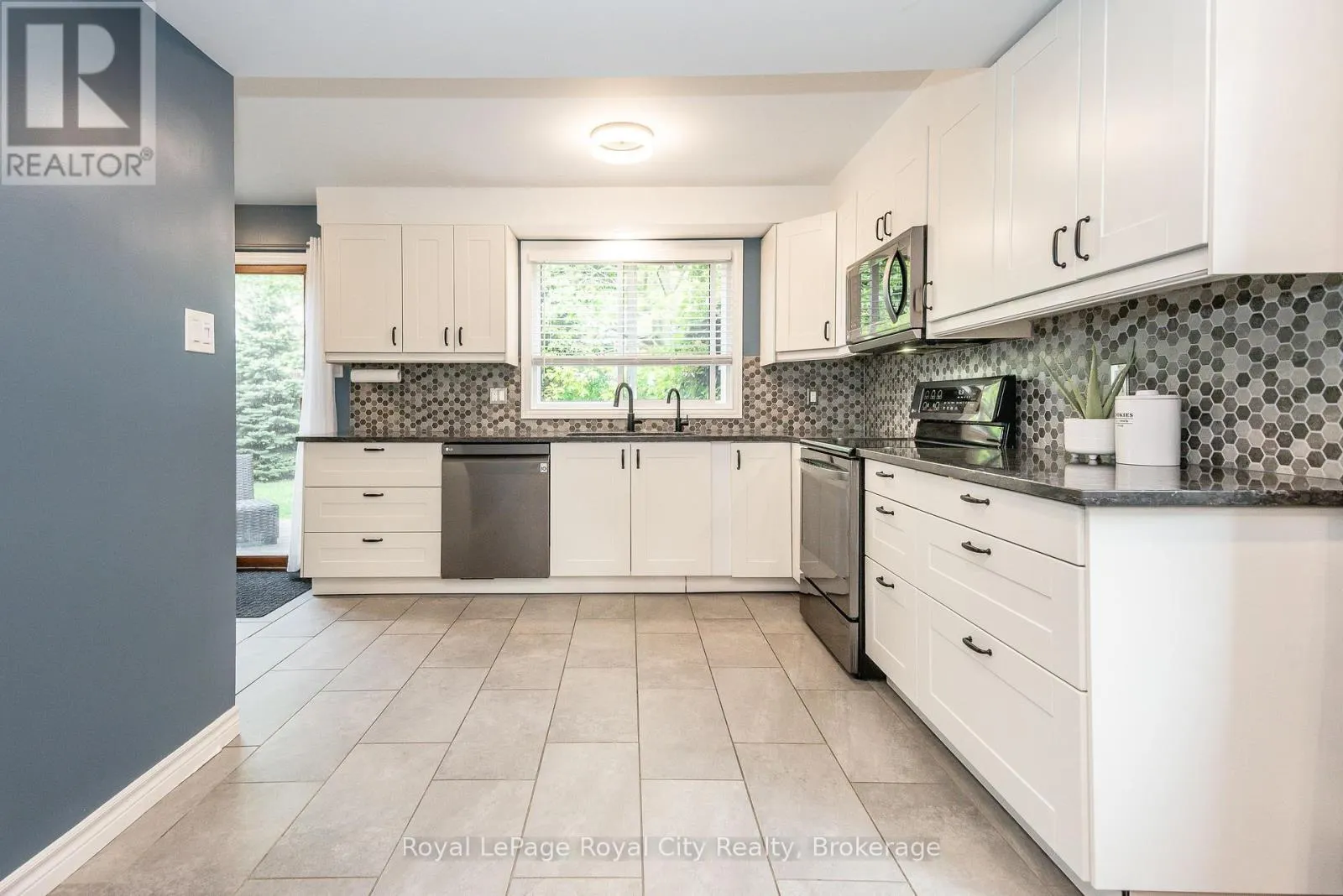 236 IRONWOOD ROAD