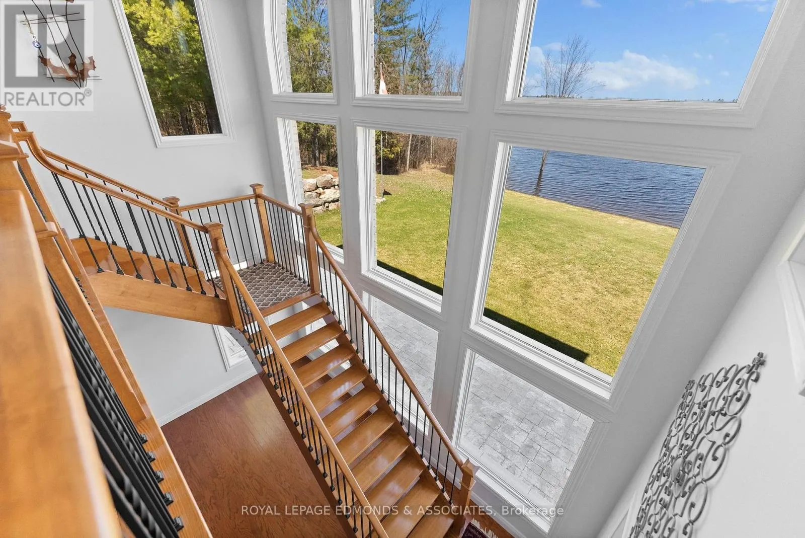 393 HAZLEY BAY DRIVE