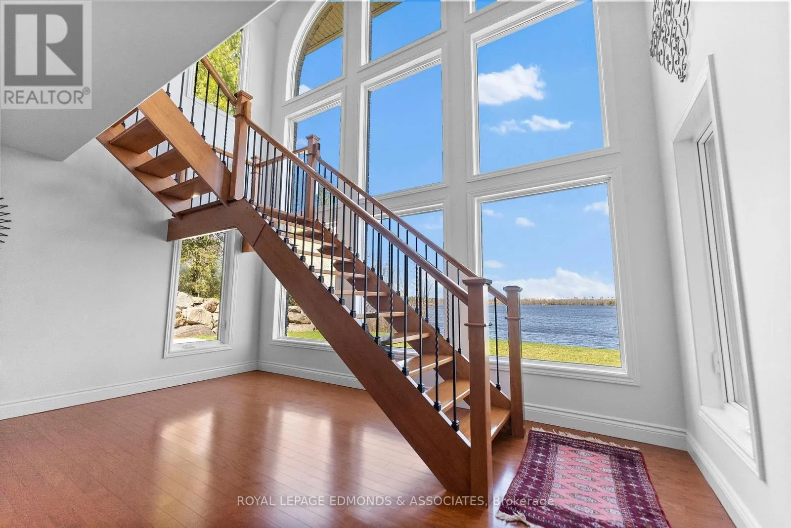 393 HAZLEY BAY DRIVE
