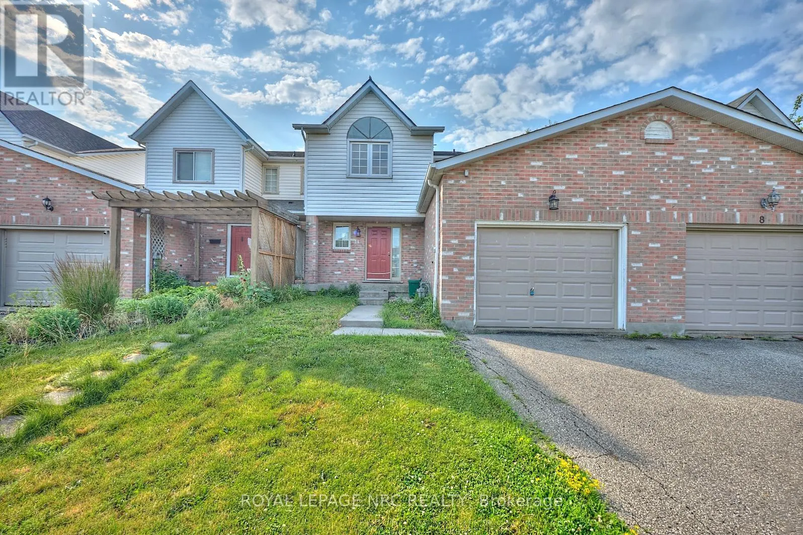 14 BUSS COURT