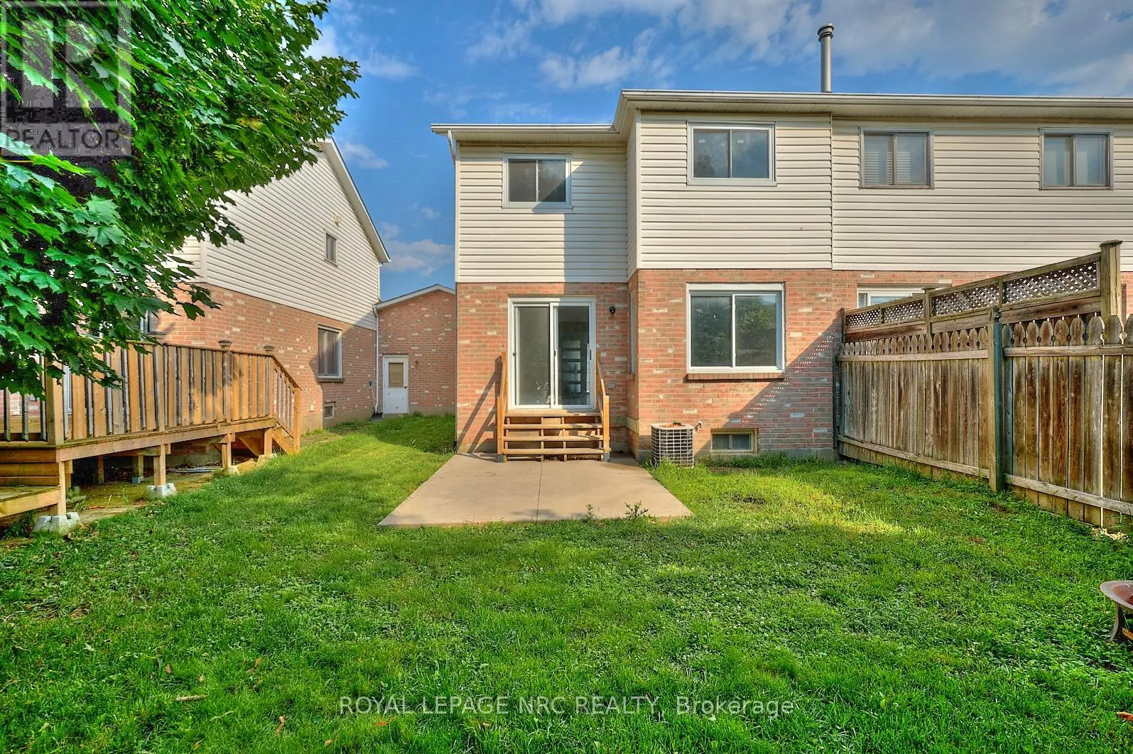14 BUSS COURT