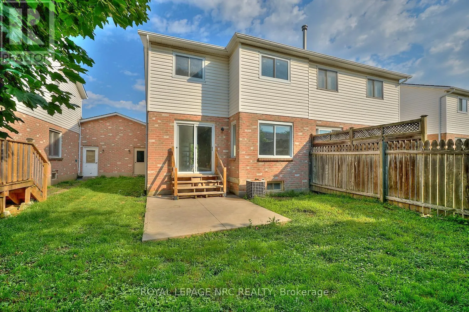 14 BUSS COURT