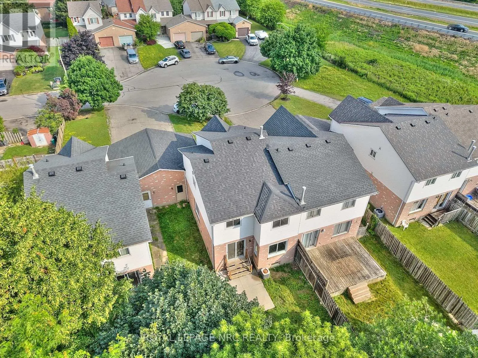 14 BUSS COURT