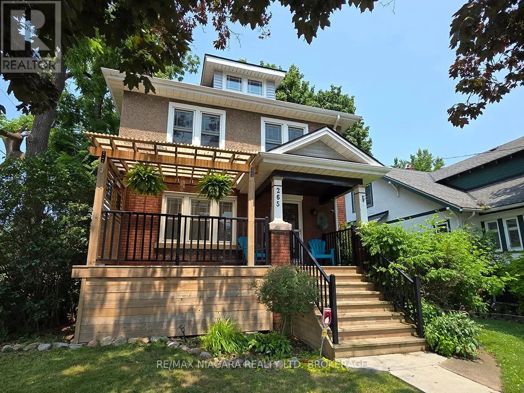 265 CLARENCE STREET