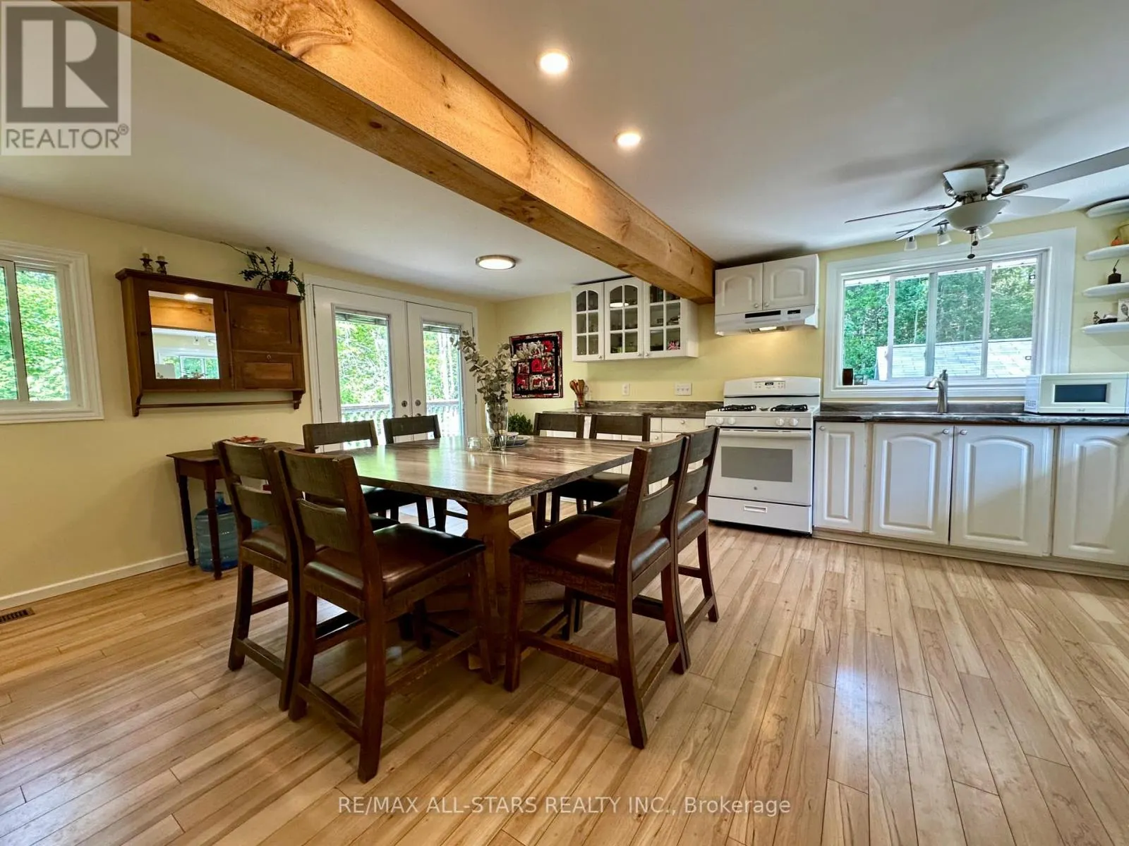 1104 GALWAY ROAD