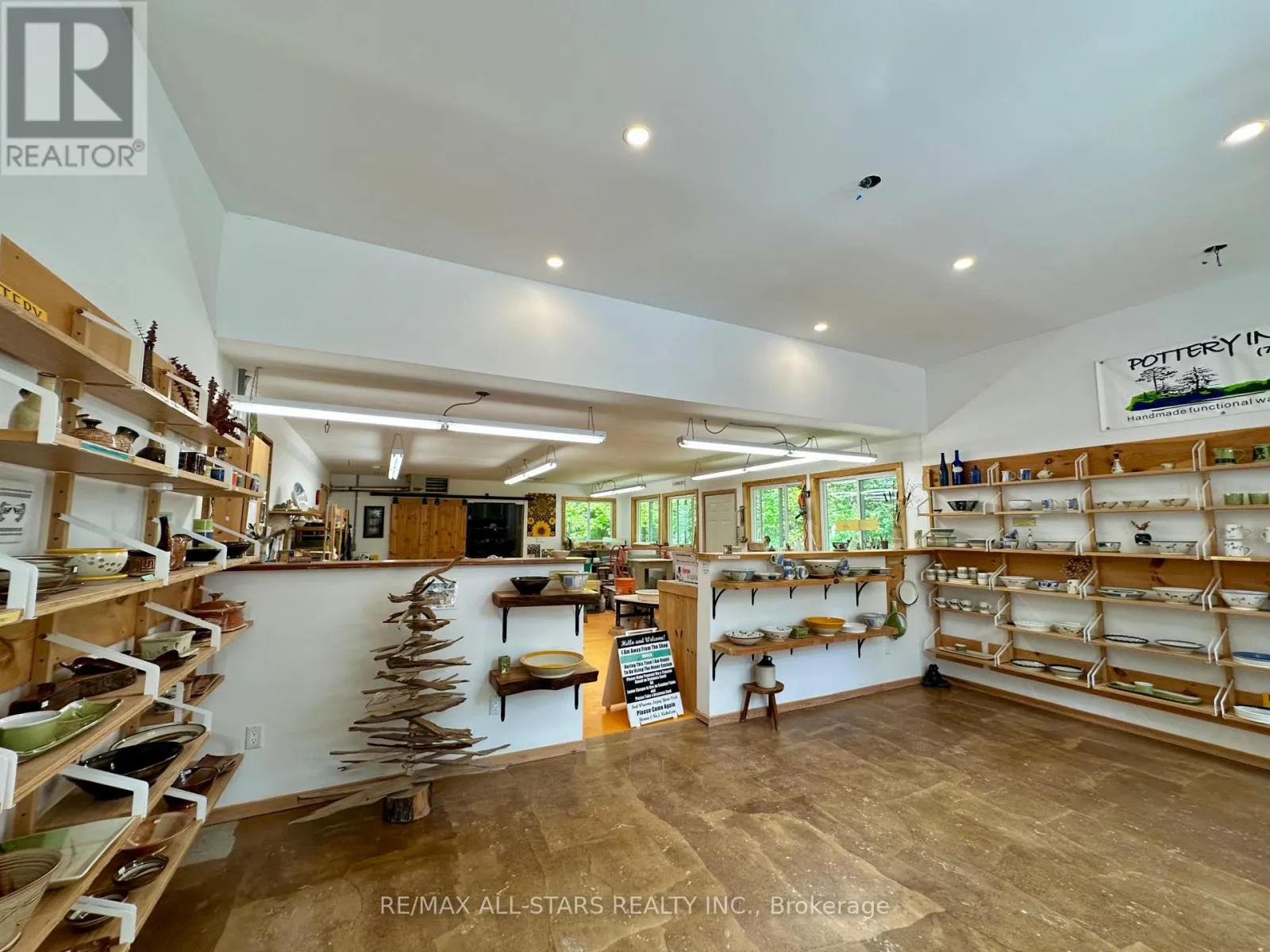1104 GALWAY ROAD