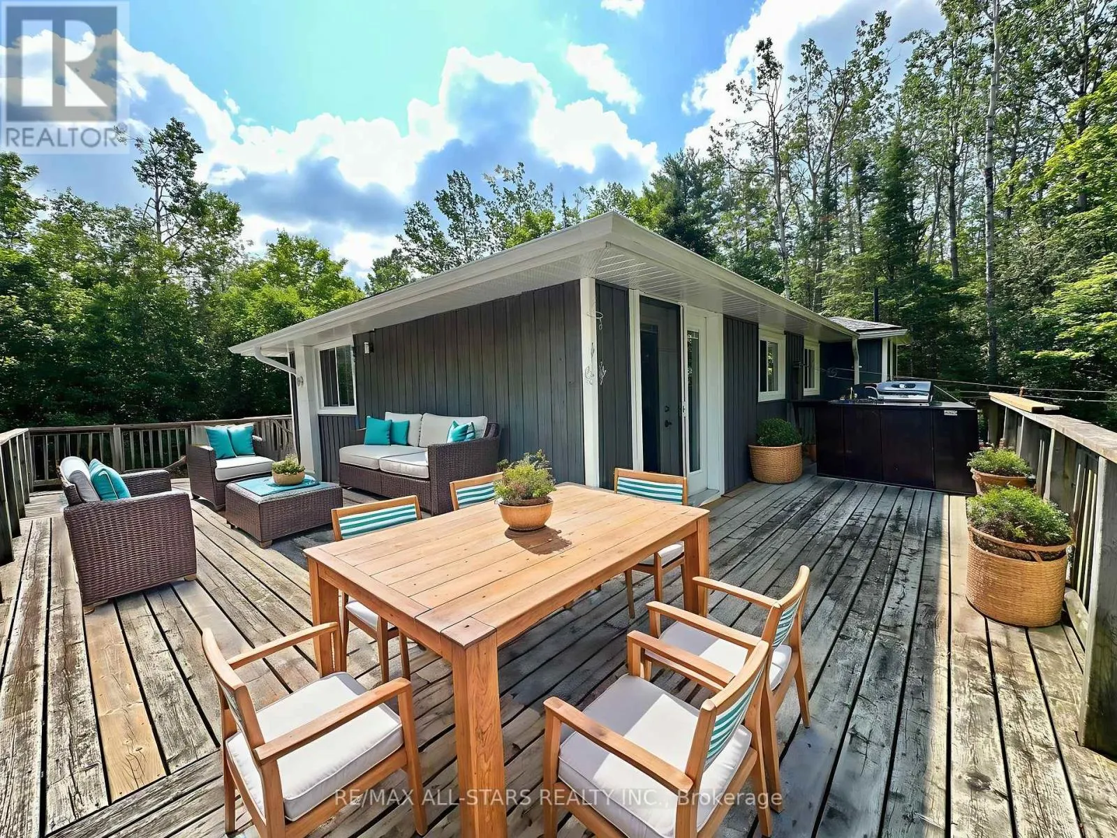 1104 GALWAY ROAD
