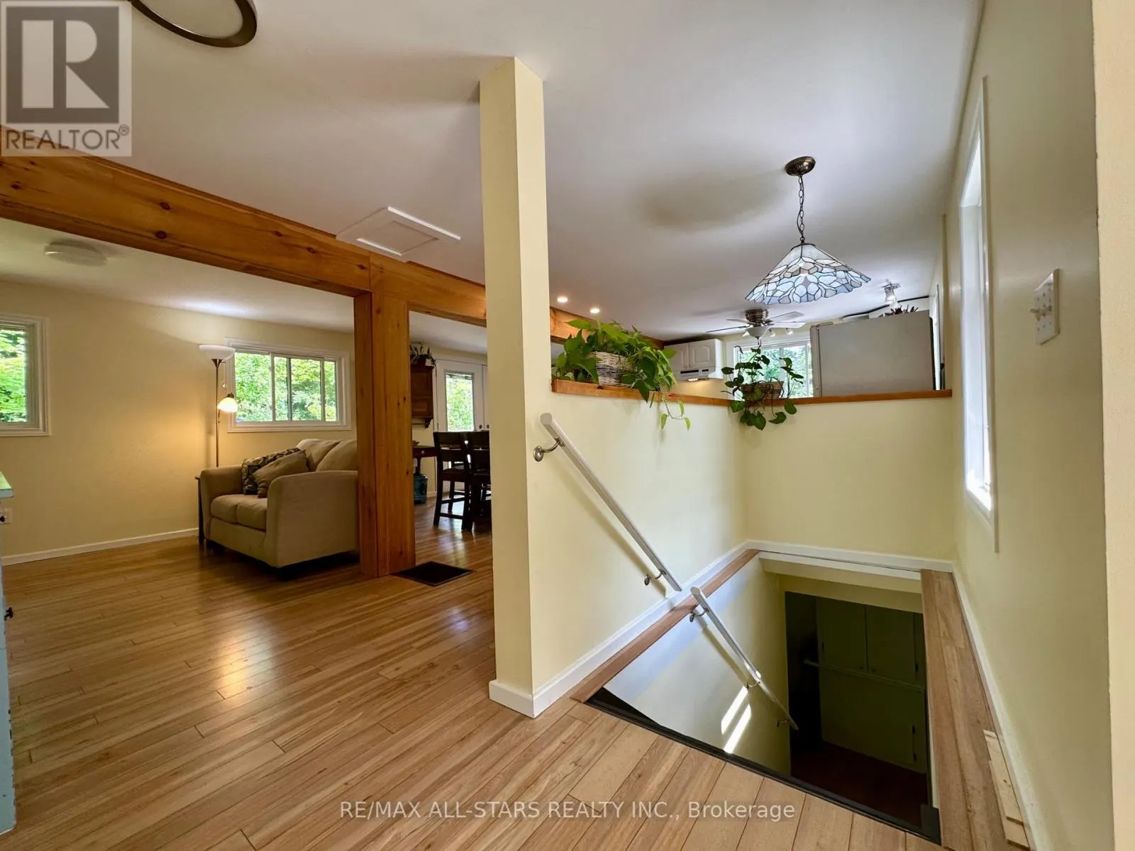 1104 GALWAY ROAD