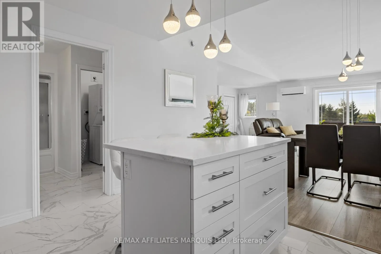 204 - 229 WATER STREET E