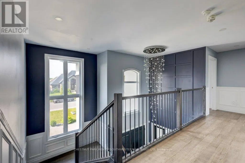1145 REGENCY CRESCENT