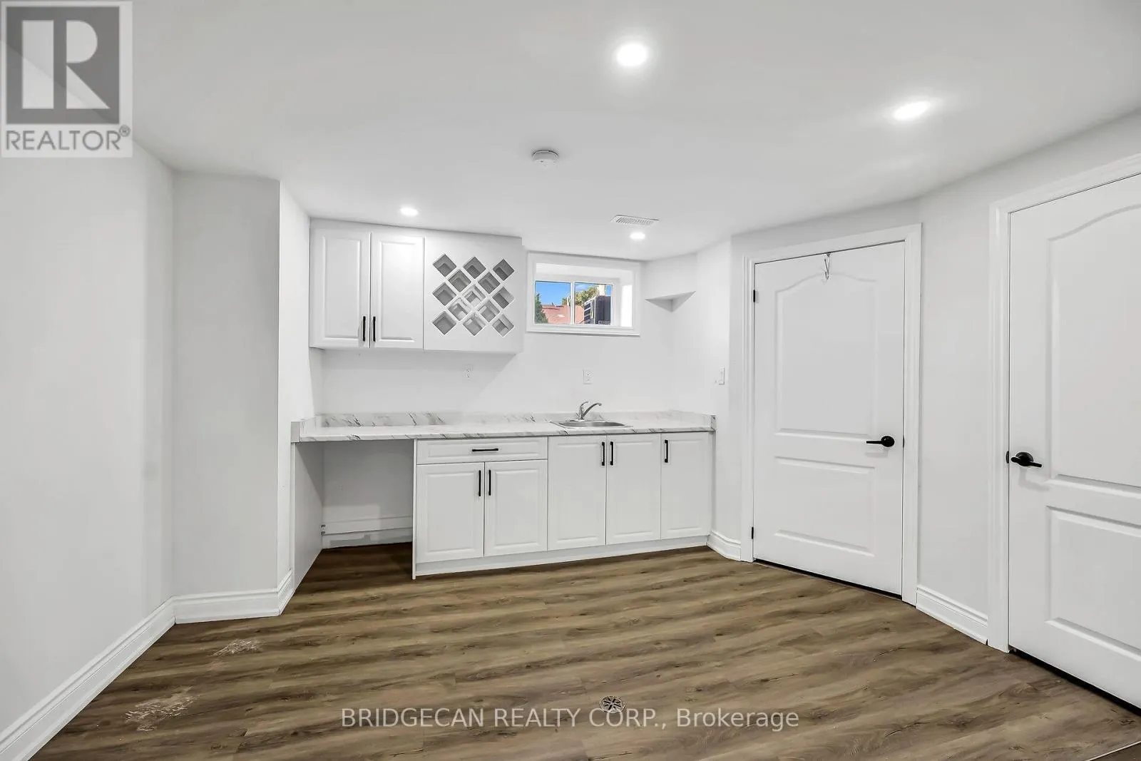 17 BRIERWOOD AVENUE