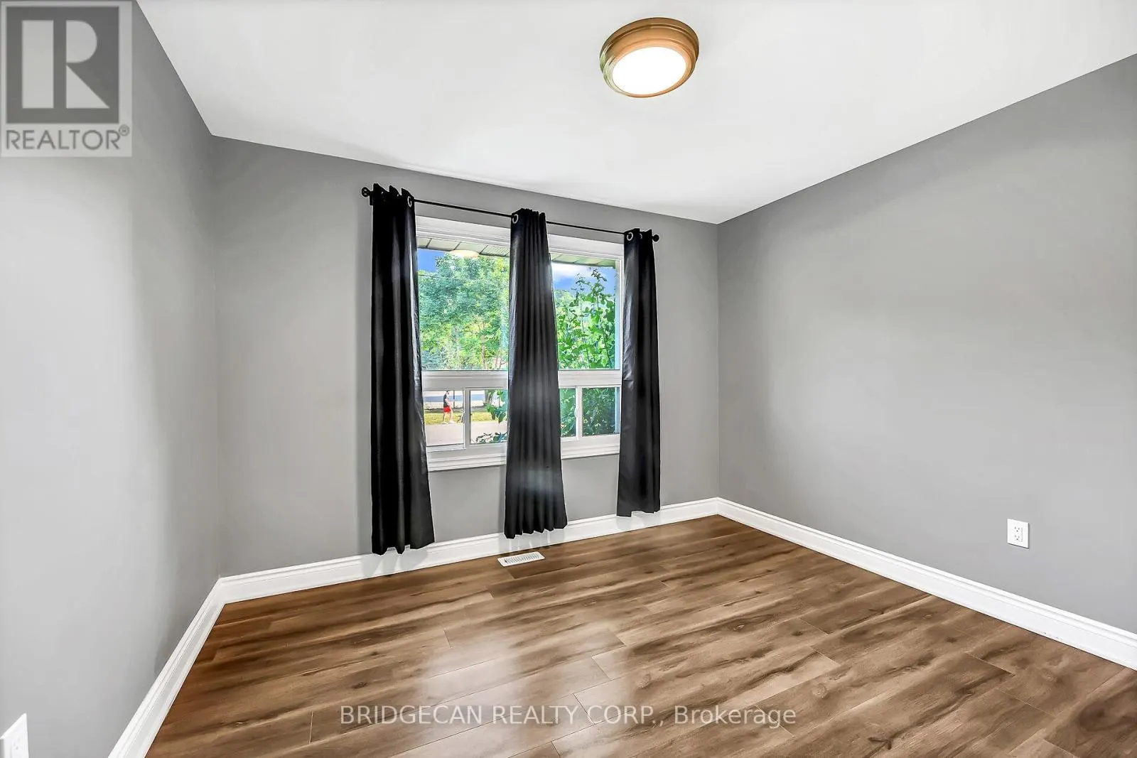 17 BRIERWOOD AVENUE
