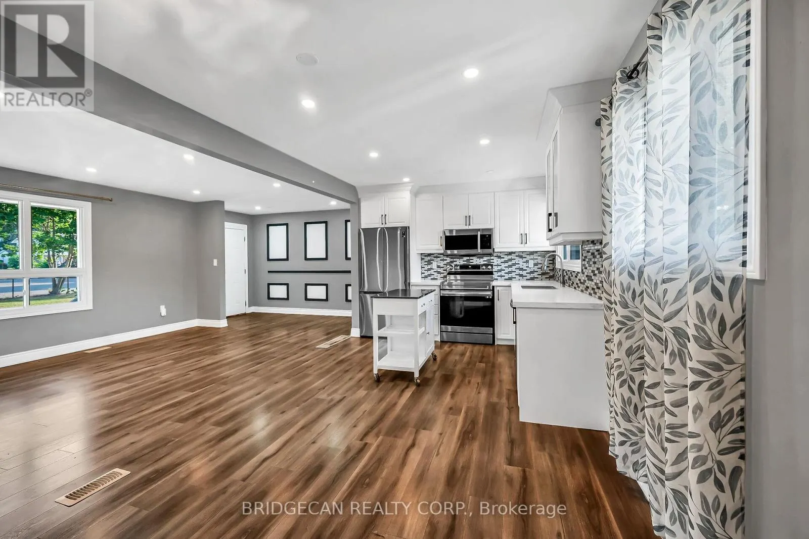 17 BRIERWOOD AVENUE