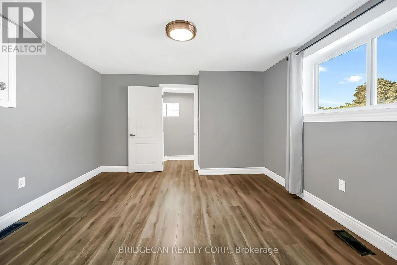 17 BRIERWOOD AVENUE