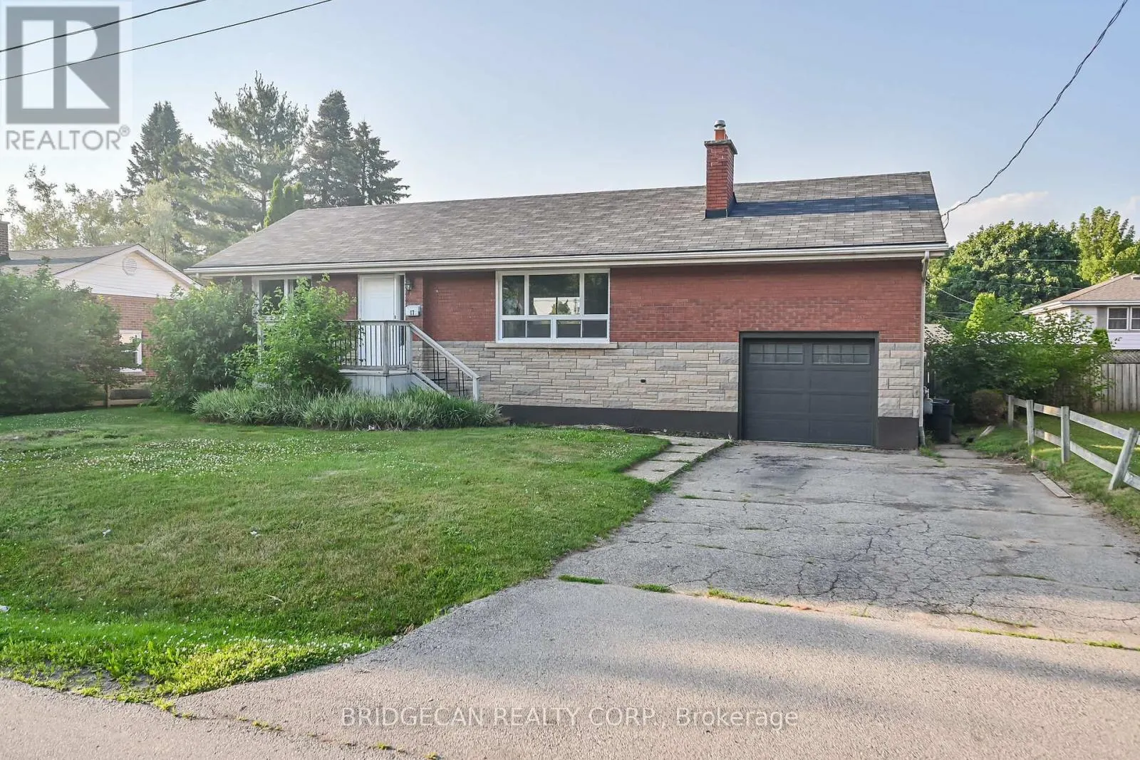 17 BRIERWOOD AVENUE